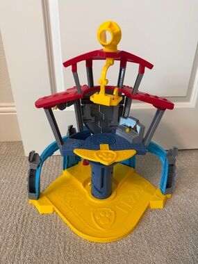 Paw Patrol Dino Rescue Tower Playset